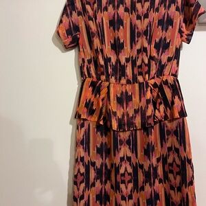 Adorable W118 Walter Baker midi dress size small!